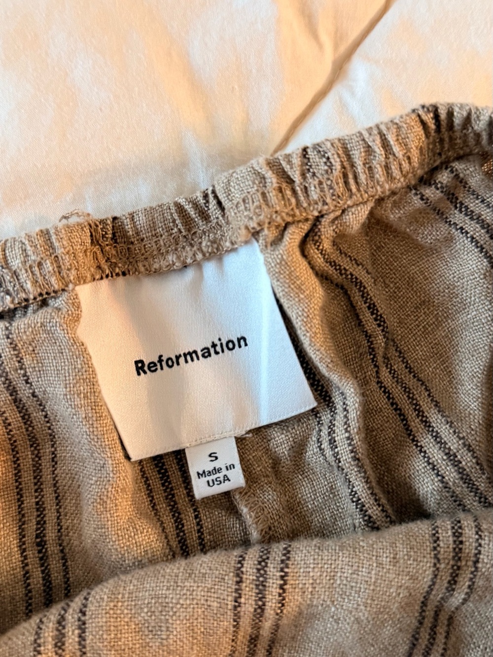 Reformation Nora Linen Shorts - Picture 3 of 6